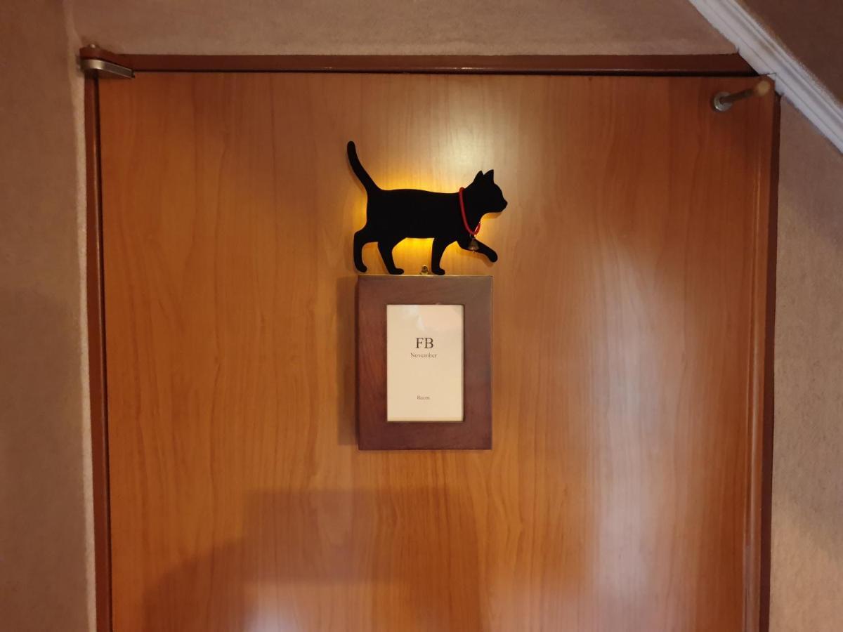 Hotel November Каннын Экстерьер фото