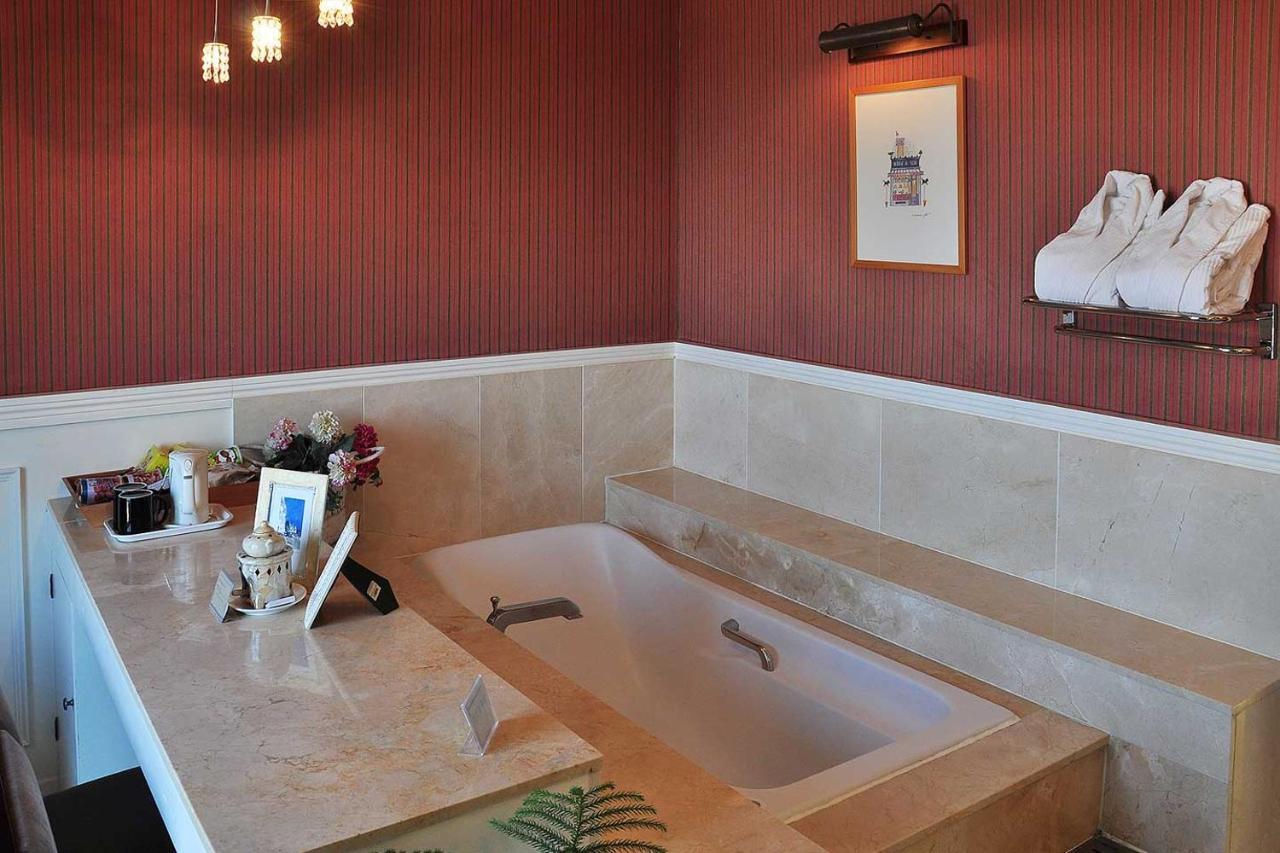Hotel November Каннын Экстерьер фото