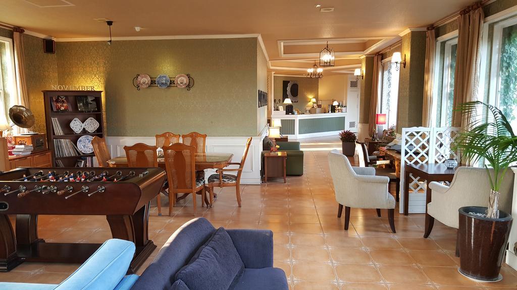 Hotel November Каннын Экстерьер фото