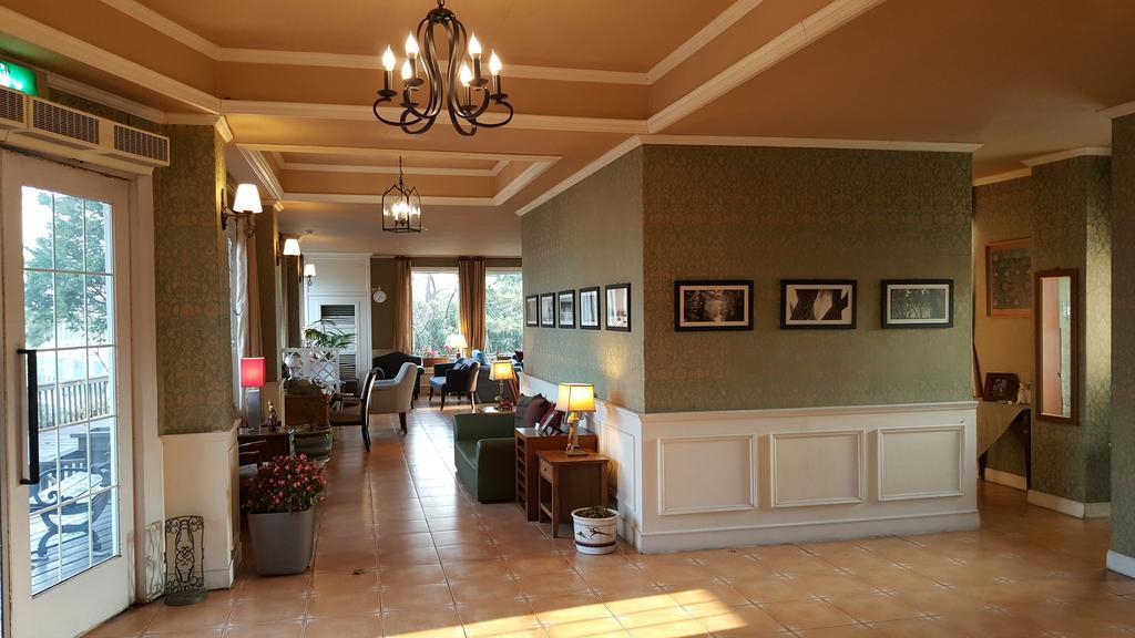 Hotel November Каннын Экстерьер фото