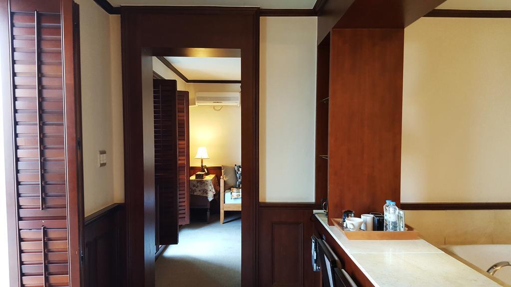 Hotel November Каннын Экстерьер фото