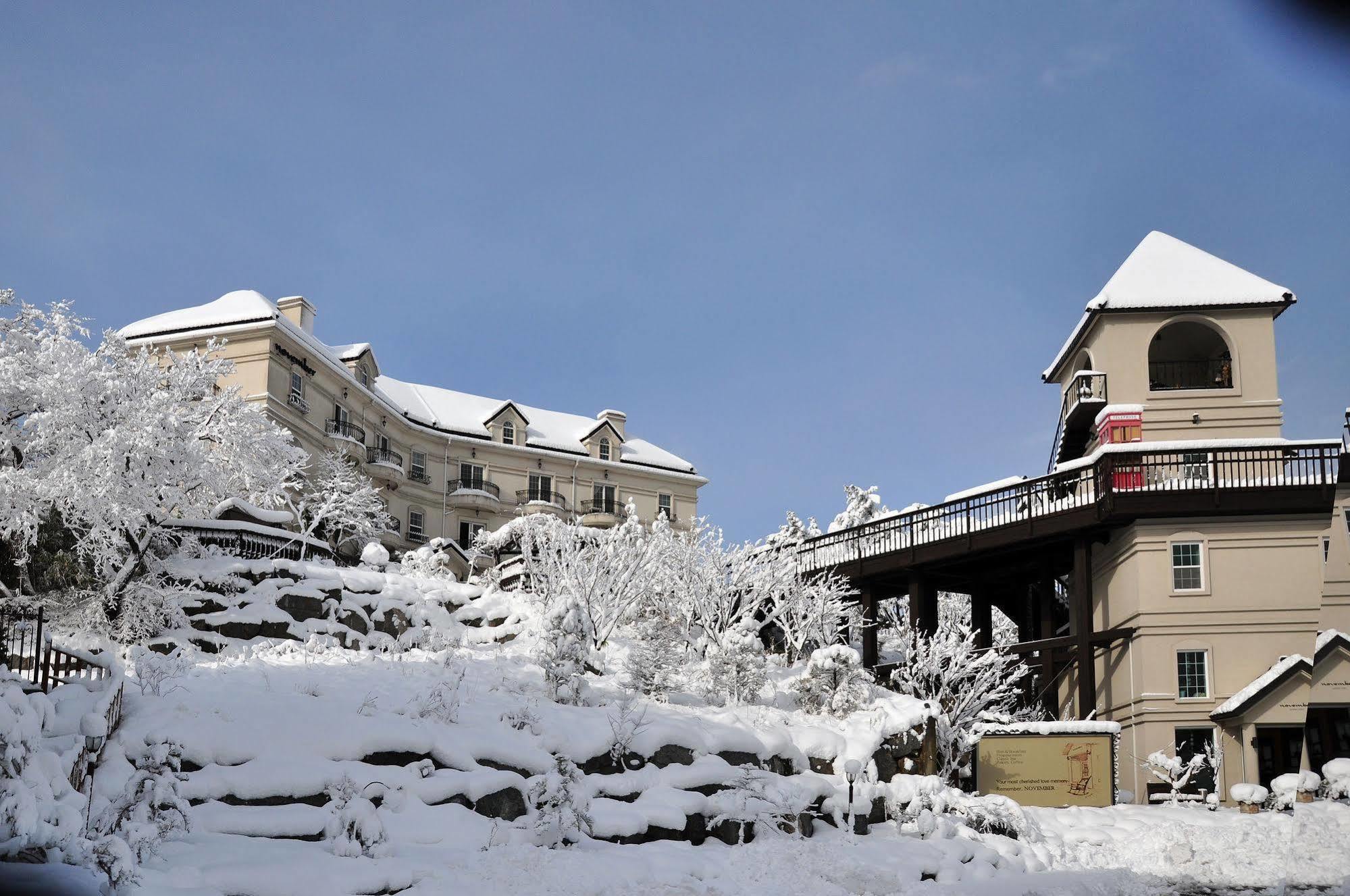 Hotel November Каннын Экстерьер фото