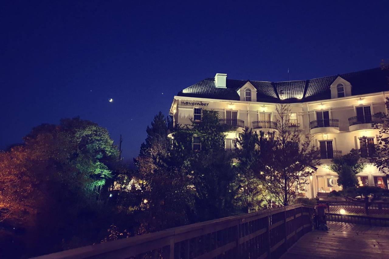 Hotel November Каннын Экстерьер фото