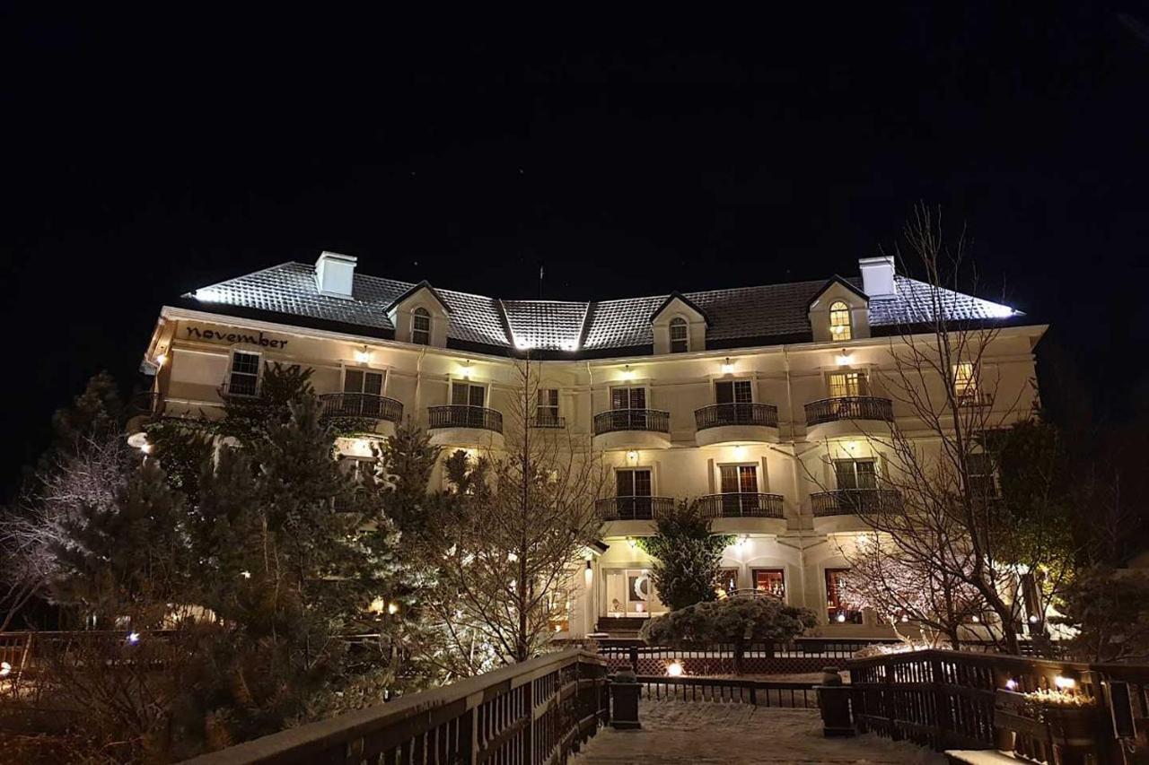Hotel November Каннын Экстерьер фото